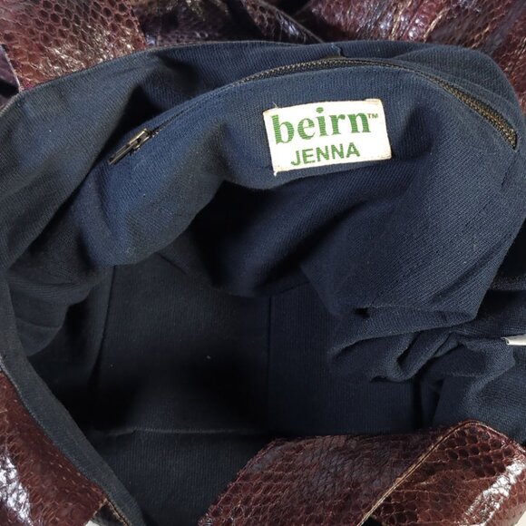 Jenna Watersnake from Beirn Watersnake Hobo Tote Bag Wine - Picture 5 of 8